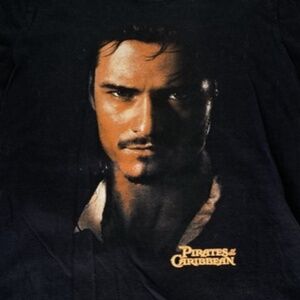 Collectible Disney Pirates Of The Caribbean Tee Size: Medium